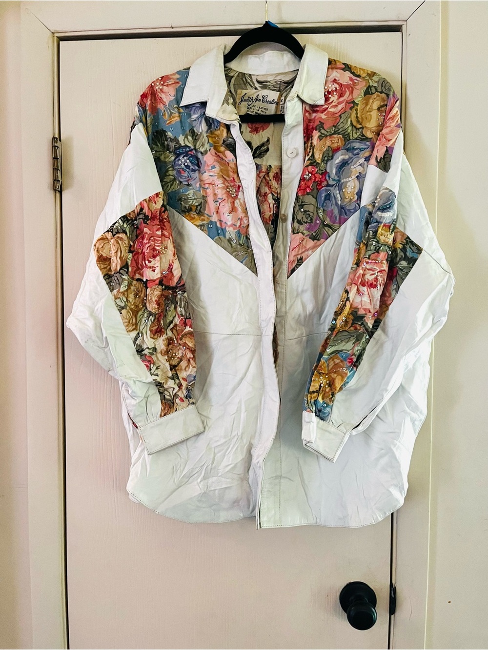 VTG Judith Ann Cottagecore Tapestry Prairie Chic Sequin White Leather Bomber M